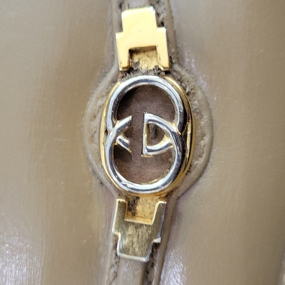 Vintage Gucci Leather Envelope Clutch purse - Picture 10 of 15